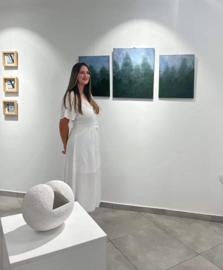 533d21c3 85fb 4123 9b93 b90748a88f46