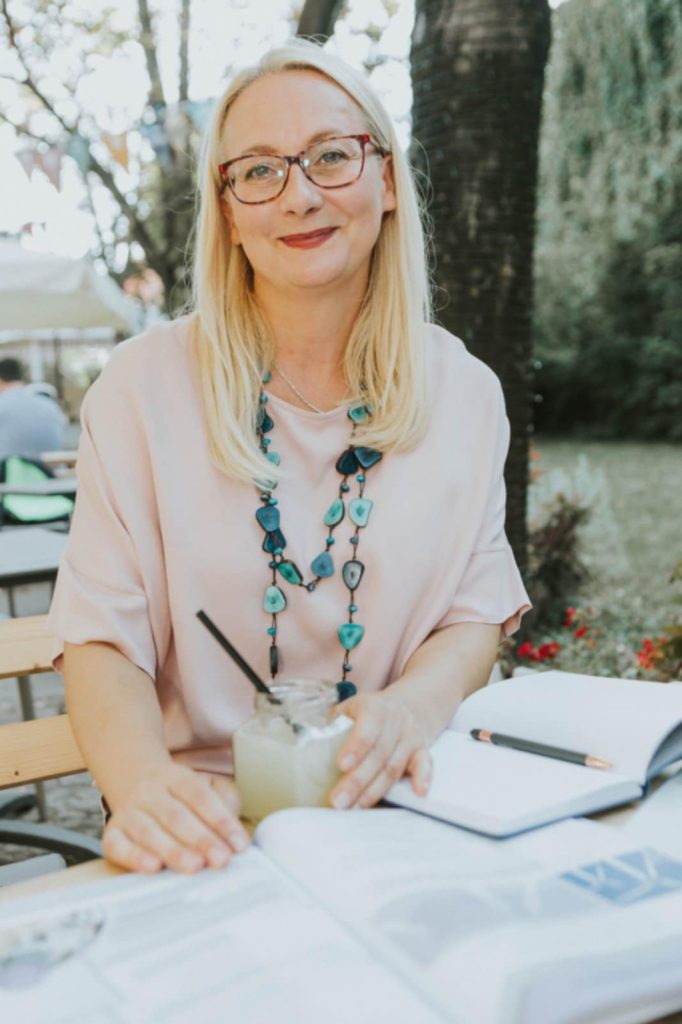 9cc6a4c6 c7d8 4a83 93bc 4a14691e2462