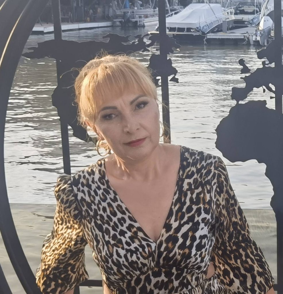 0 02 05 3d85735459e2f0e2230635cdf86e0de72505113be91ee01473efd097c37f9c0a fb9f7ce4b9b77ee