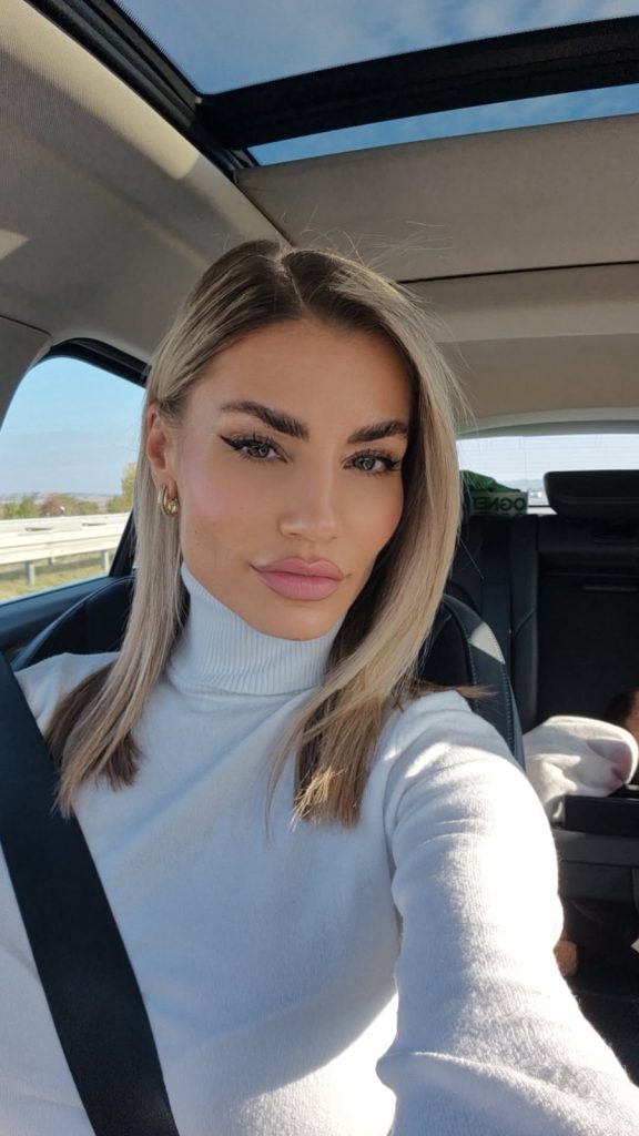 0 02 05 56f5937c11ad14200ff52f40e7b386804682186aea0e1643d3f47e65ddba8fc8 af53032c0745432