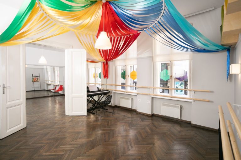 3a857c79 4379 4308 b1de 26a57679fef2